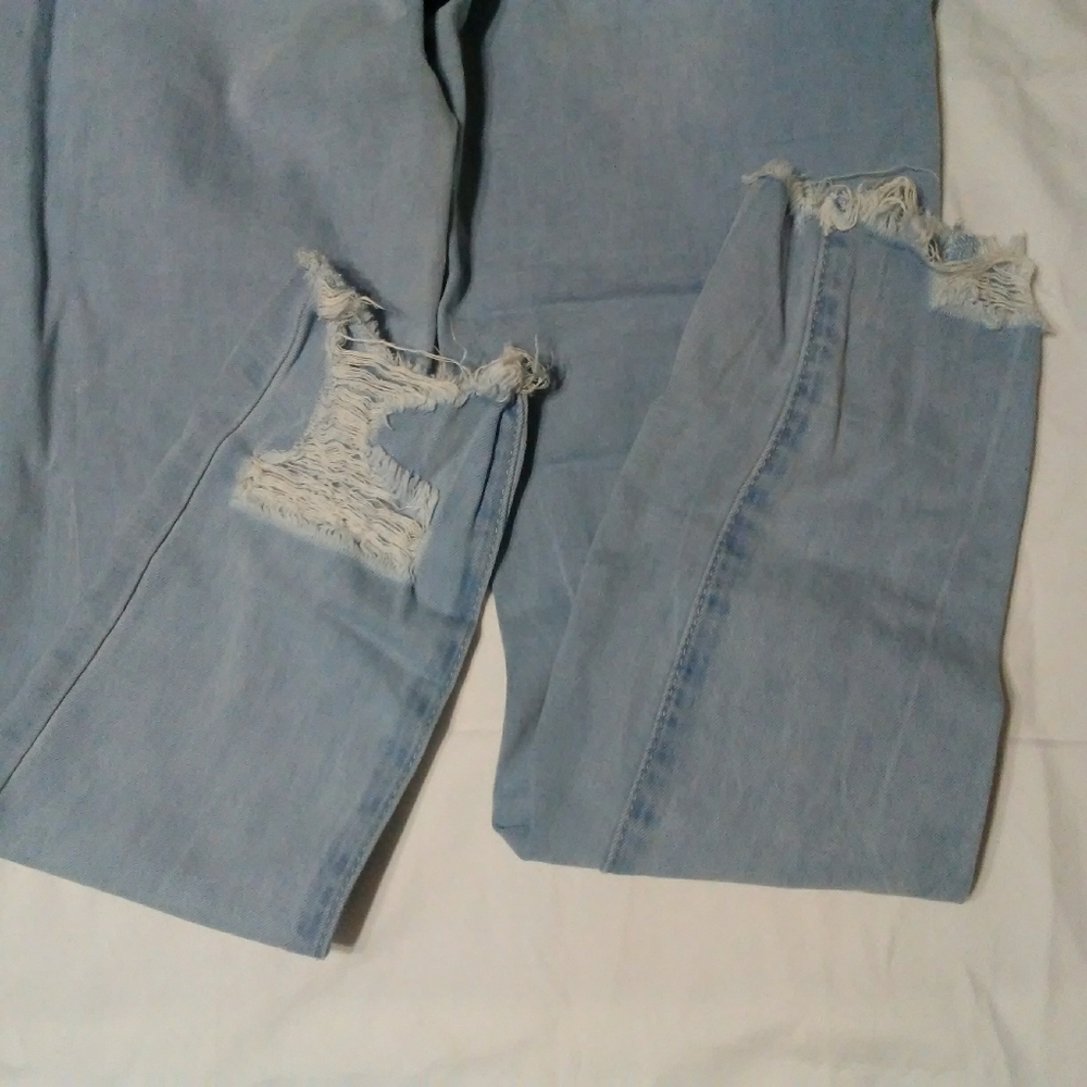 YMI Distressed Raw Hem High Rise Dream Fit Ankle - Picture 8 of 13